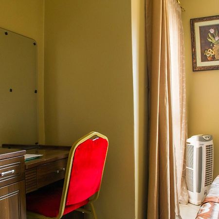 Arua Desert Breeze Hotel מראה חיצוני תמונה