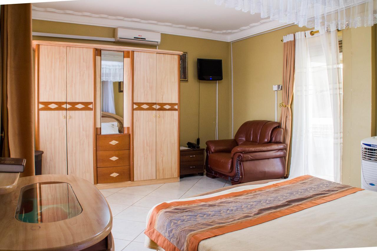 Arua Desert Breeze Hotel מראה חיצוני תמונה