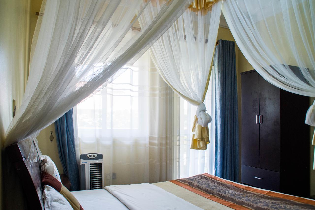 Arua Desert Breeze Hotel מראה חיצוני תמונה