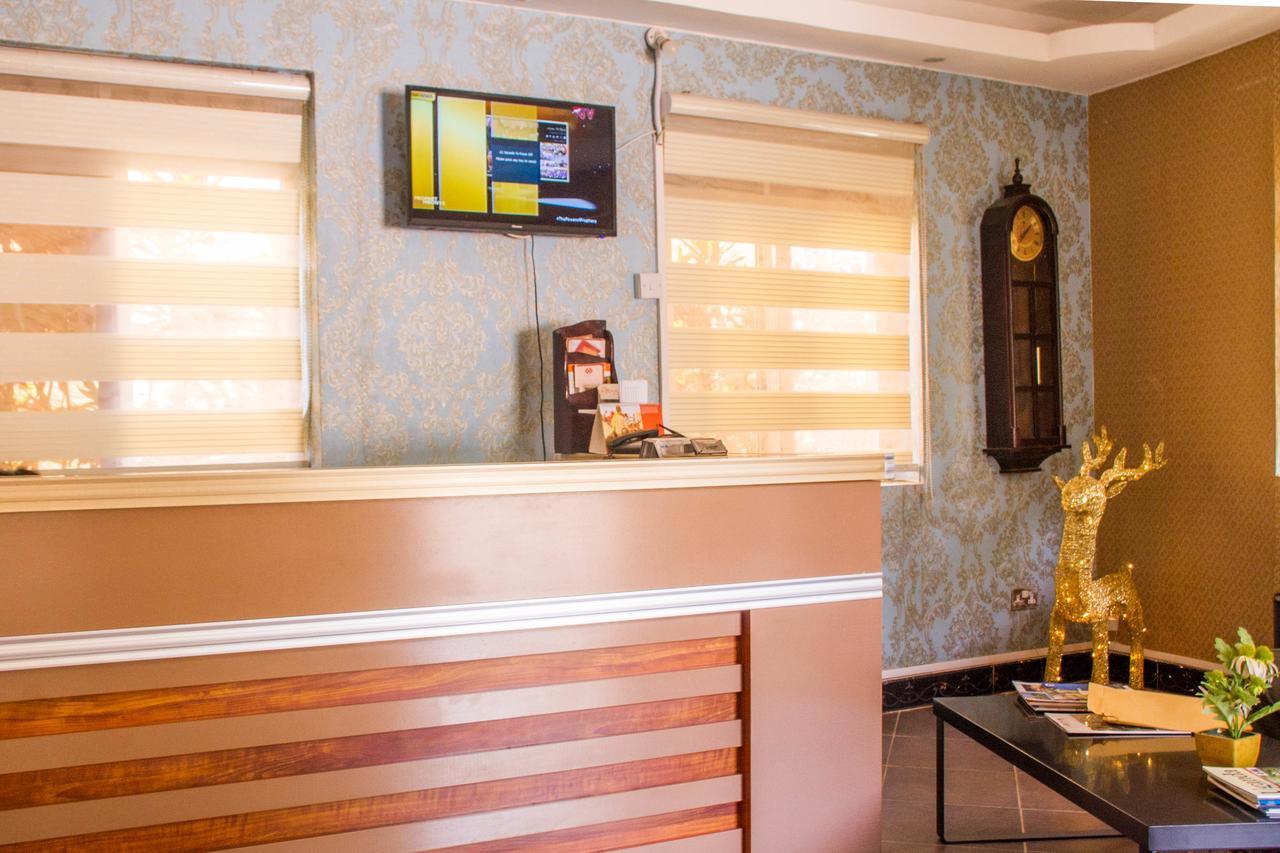 Arua Desert Breeze Hotel מראה חיצוני תמונה