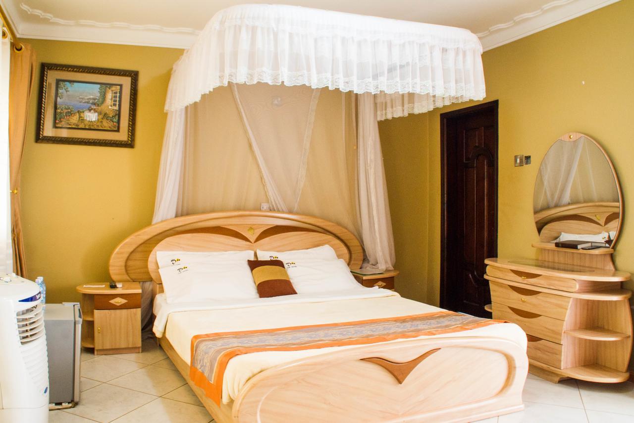 Arua Desert Breeze Hotel מראה חיצוני תמונה