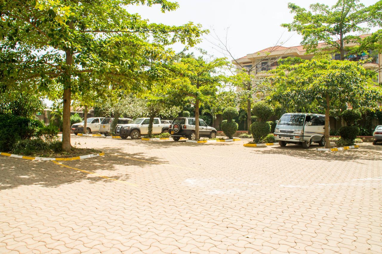 Arua Desert Breeze Hotel מראה חיצוני תמונה